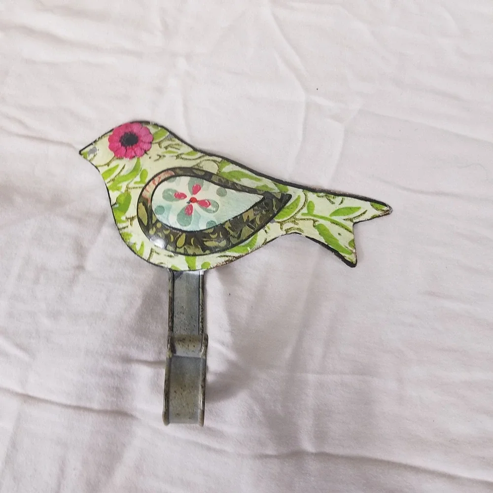 Kelly Rae Roberts Bird Wall Hook Green NWOT Distressed Metal Art folk art boho